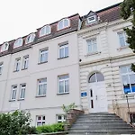 Hans & Franz Zimmervermietung Apartament