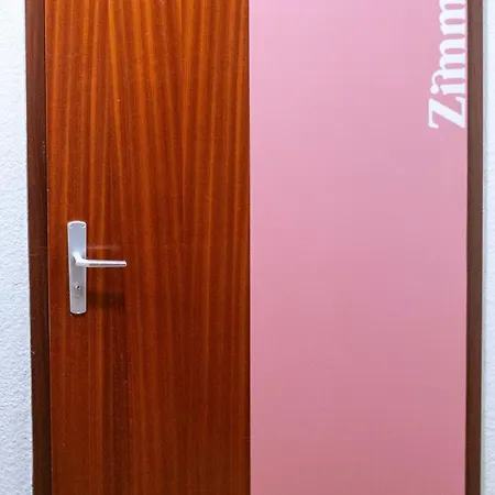 Hans & Franz Zimmervermietung Apartamento Schwerin (Mecklenburg-Vorpommern)