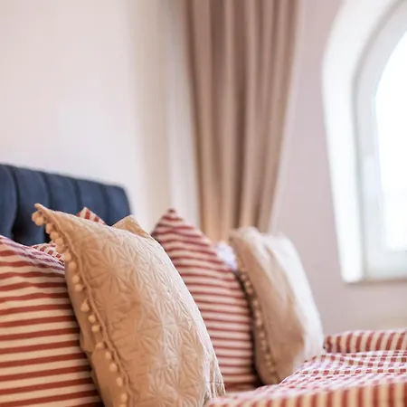 Hans & Franz Zimmervermietung *